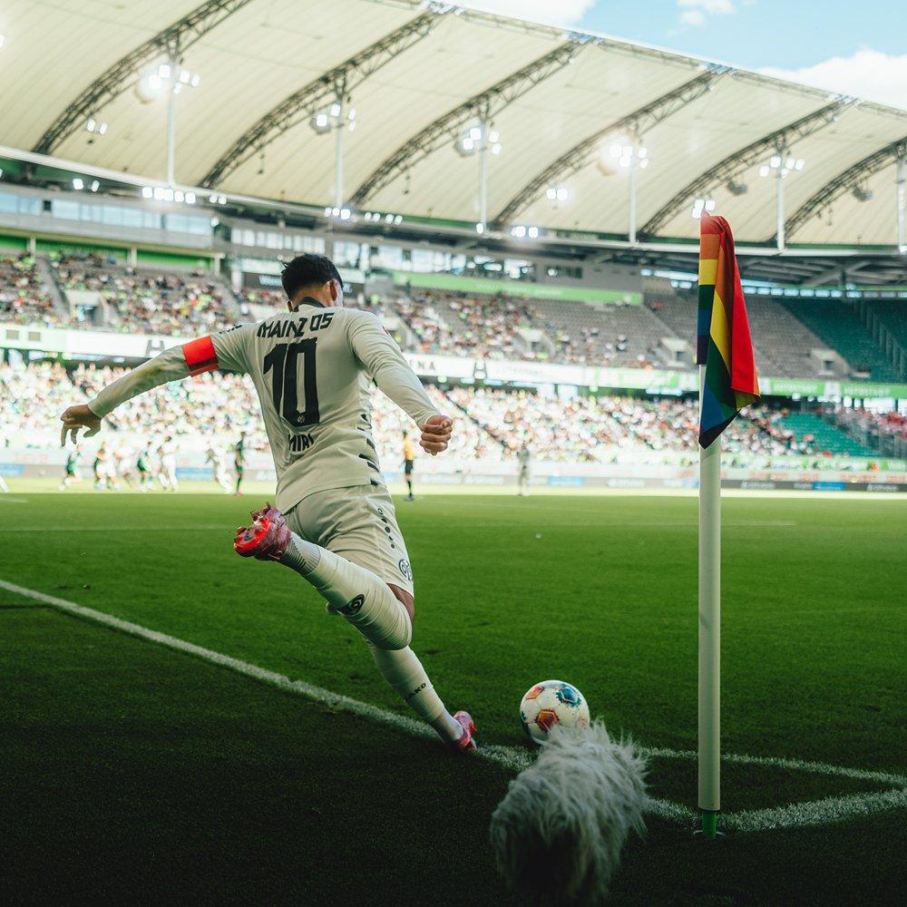 1. FSV Mainz 05 selects Avery Dennison as official name and number partner